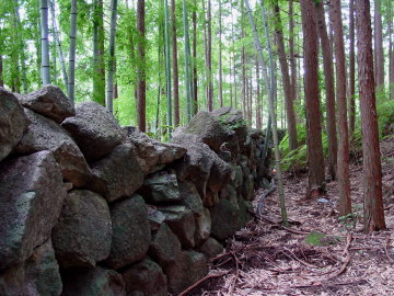 Stone-made wall